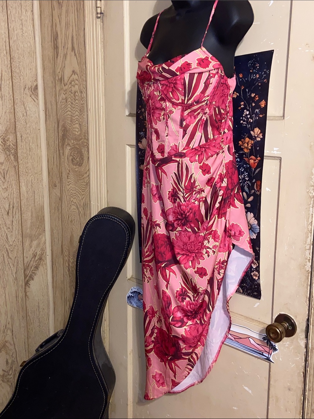 DAHLIA PINK FLORAL DRESS High Cut Tropical Vibe PrettyLittleThing